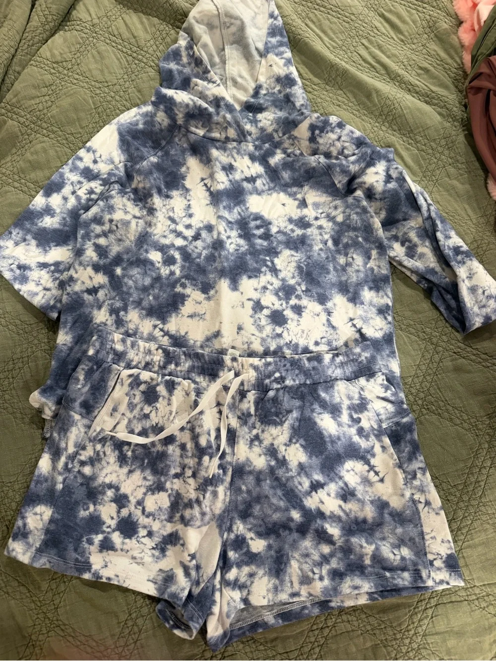 Tie-Dye Blue and White womens Hoodie Set